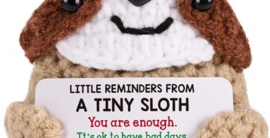 Cheerful Knitted Sloth: The Perfect Inspirational Gift for Her!
